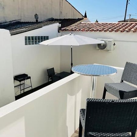 Maison 4 Personnes Avec Jacuzzi Marignane Kültér fotó